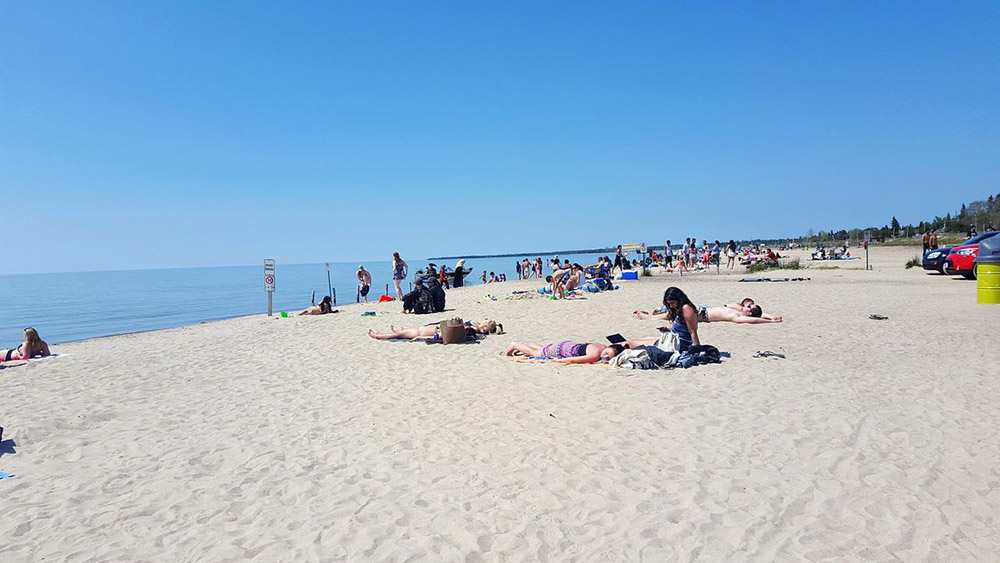 beach-day-sauble-bruce-peninsula