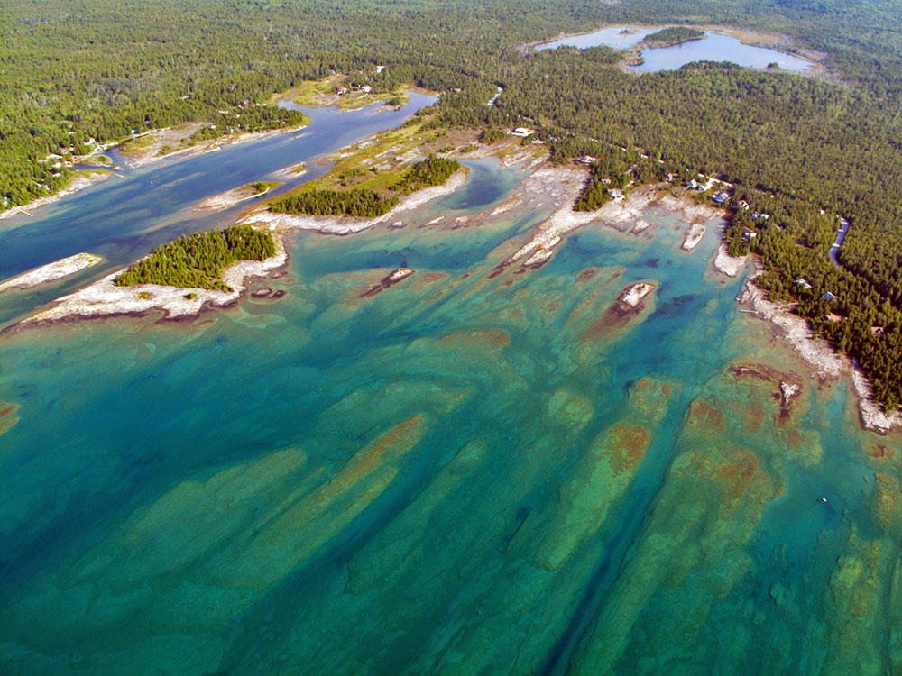 singing-sands-shoreline-view-bruce-peninsula